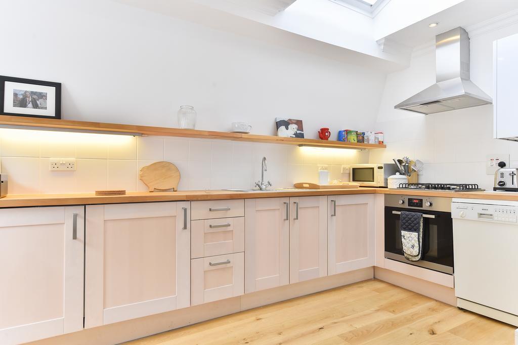 Charming Flat Near Earl'S Court Station, 4 Guests Lejlighed London Eksteriør billede